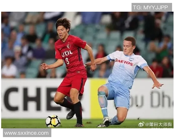 鹿角鹿岛迎战上海中花争夺赛季关键胜利的精彩对决