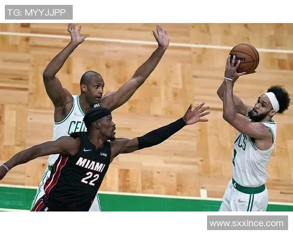 东部凯尔特人对决猛龙激战一触即发谁能笑到最后