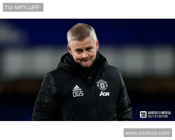 朗斯对索肖比赛因天气原因延迟进行球迷期待新赛程安排