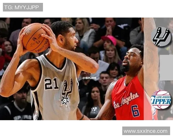 2007年NBA季后赛火箭对马刺精彩直播回顾与分析
